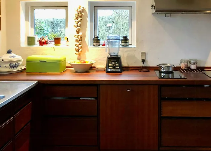 Historic House With Beautiful View On South Funen Vakantiehuis *